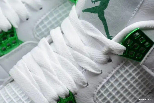 HYPE CT8527-113 Green Pine Air 4 Jordan 0505